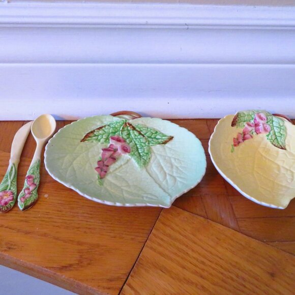 Vintage Carlton Ware Australian Design Green Leaf Dishes with Knife and spoon - Picture 2 of 7